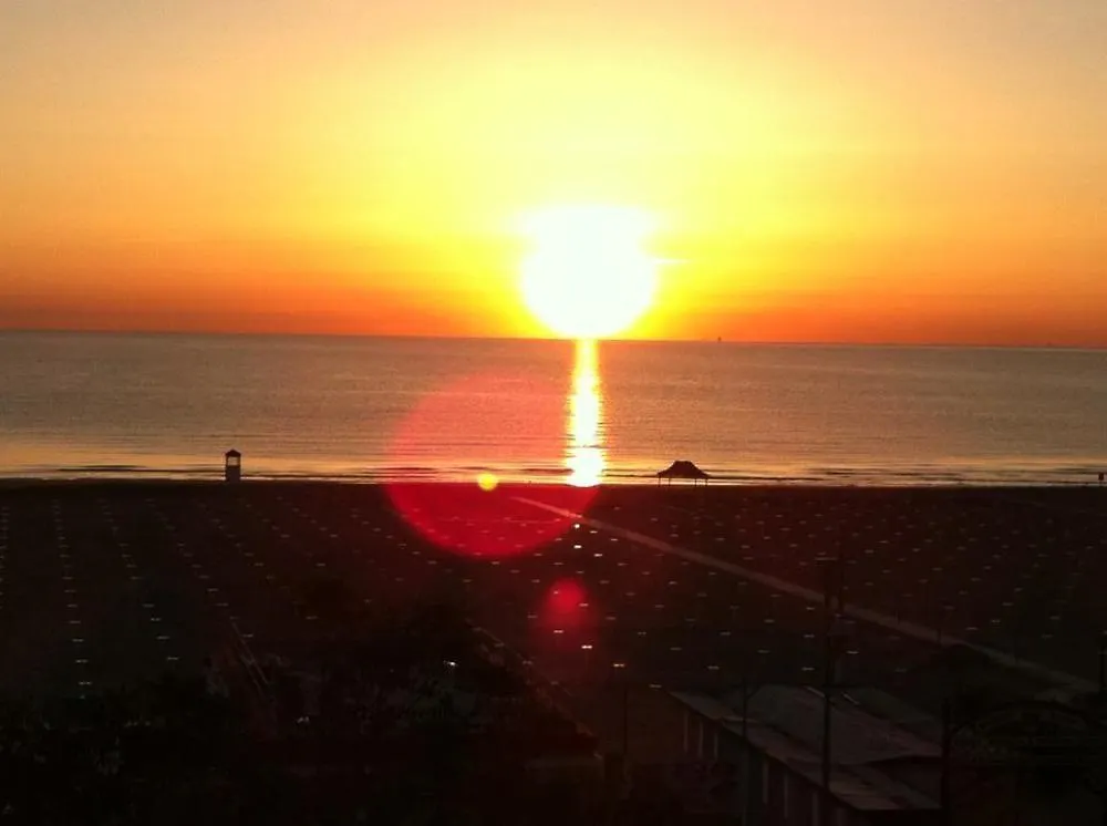 ***  Hotel Regina Fronte Mare Римини Италия