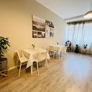 Sonila's 1 Itálie
