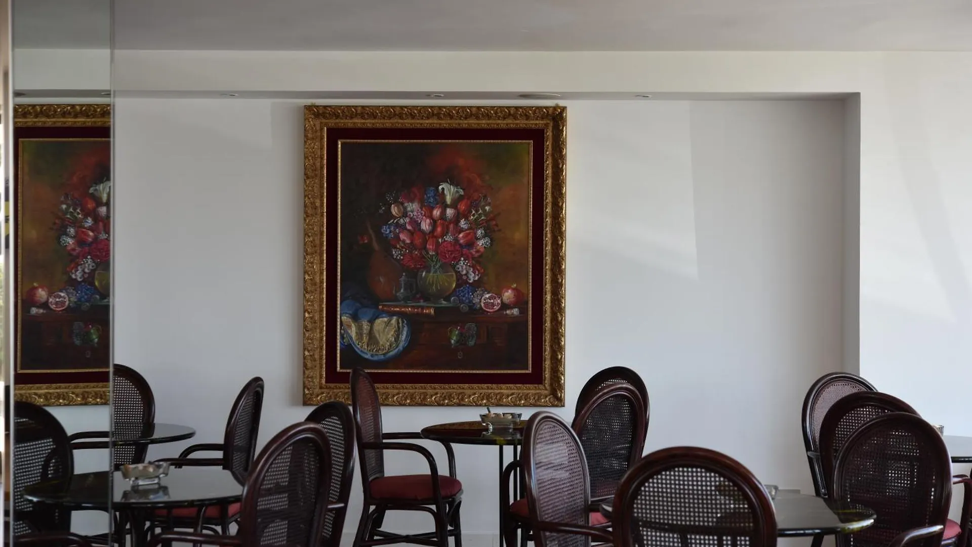 Hotel Regina Fronte Mare Rimini 3*,