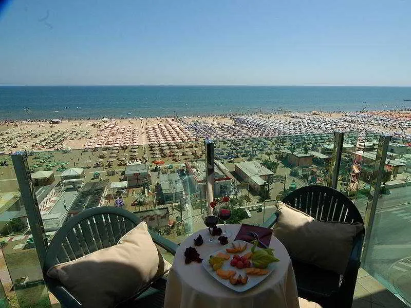 Hotel Regina Fronte Mare Rimini