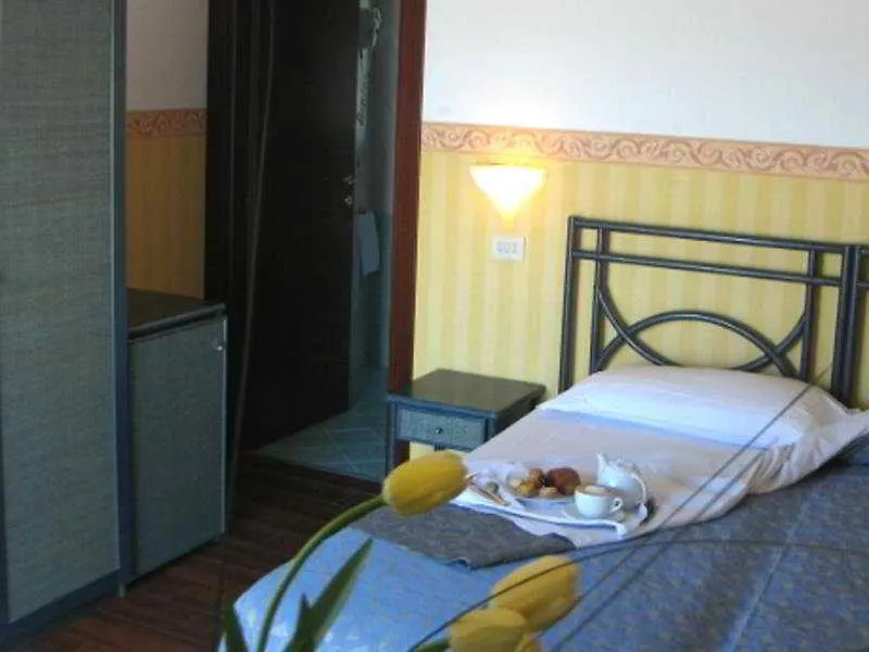 ***  Hotel Regina Fronte Mare Rimini Itálie