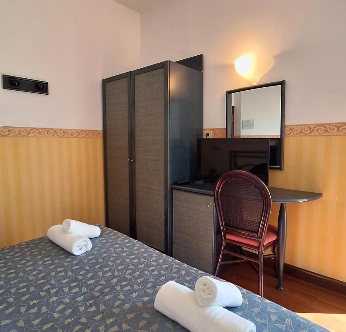 ***  Hotel Regina Fronte Mare Rimini Italy