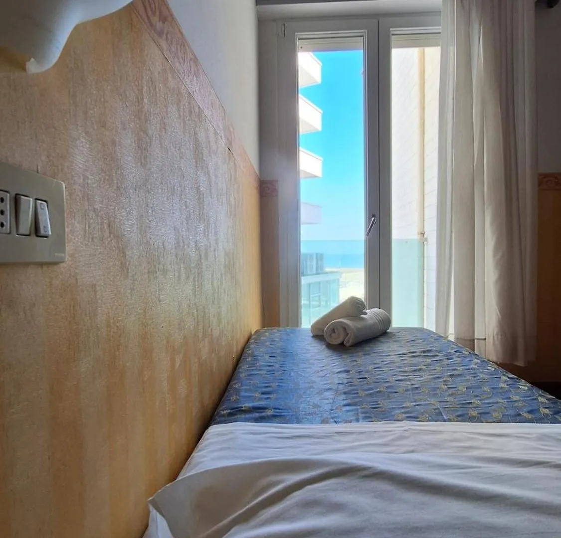 Hotel Regina Fronte Mare Rimini